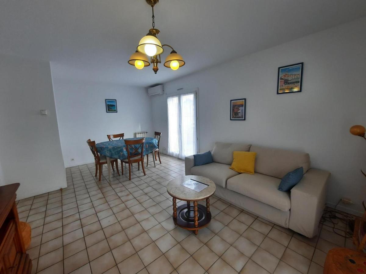 Duplex T3 Avec Terrasses Et Parking, Proche Plages Et Commerces A Anglet - Fr-1-239-859 Buitenkant foto